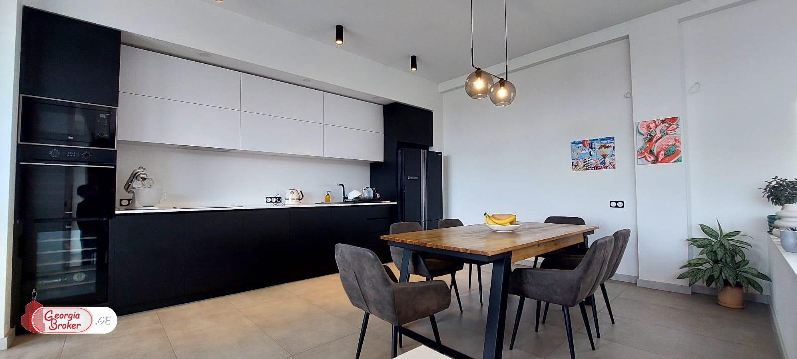 nearly repaired 5-room house for sale